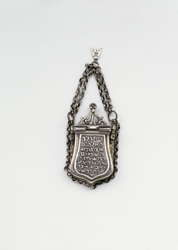 Amulet case