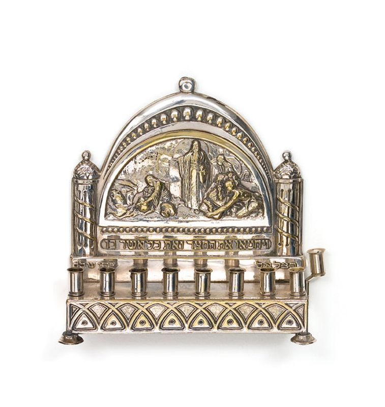 Hanukkah lamp showing Maccabees purifying the Temple