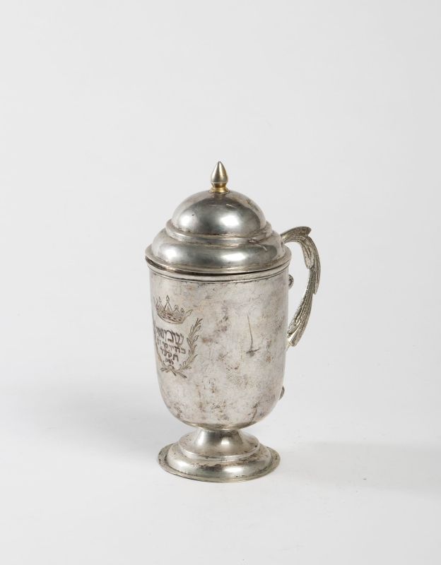 Kiddush goblet with dedicatory inscription, with lid and handle