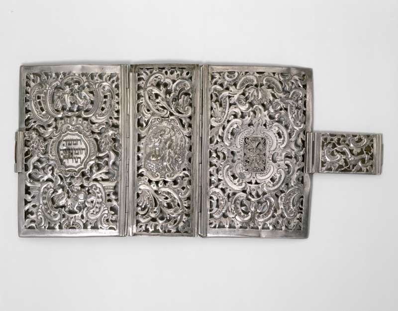 Book binding for Pentateuch with depiction of the Binding of Isaac