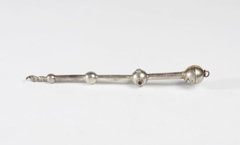 Torah pointer with inscription