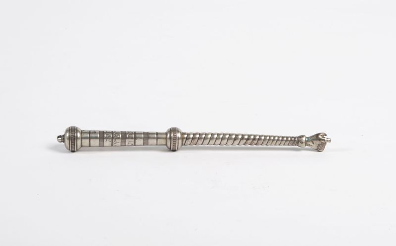 Torah pointer with inscription