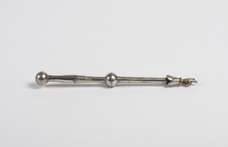 Torah pointer