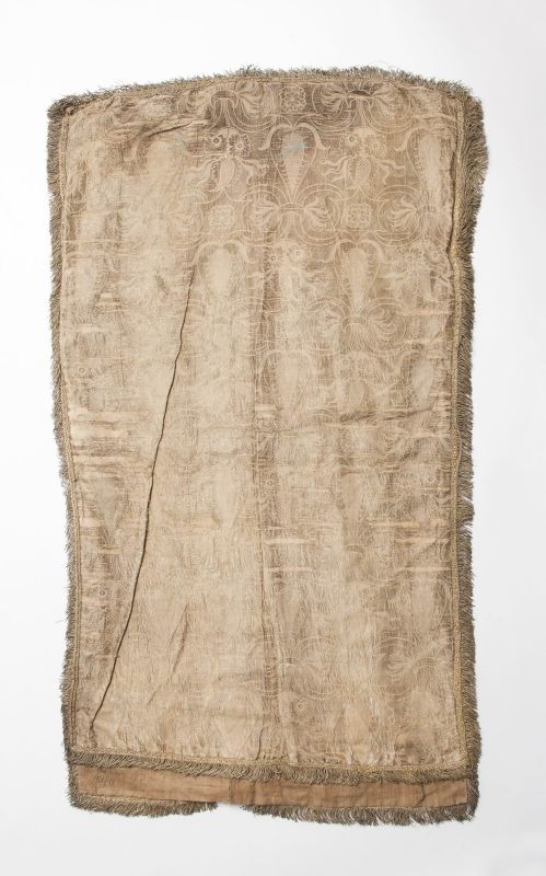 Torah mantle