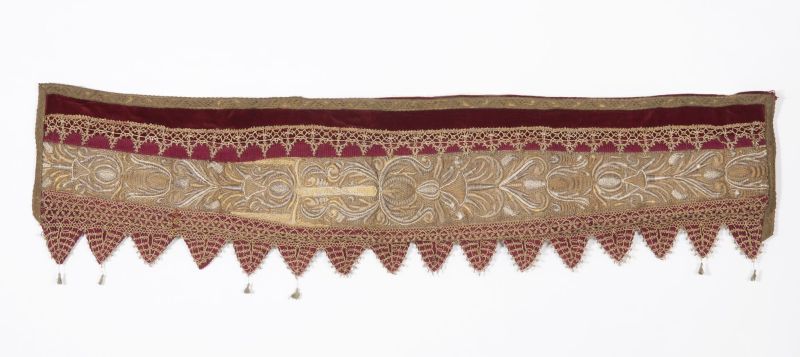 Torah valance