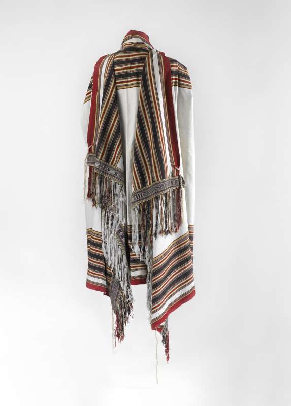 <i>Tallit</i> (prayer shawl)