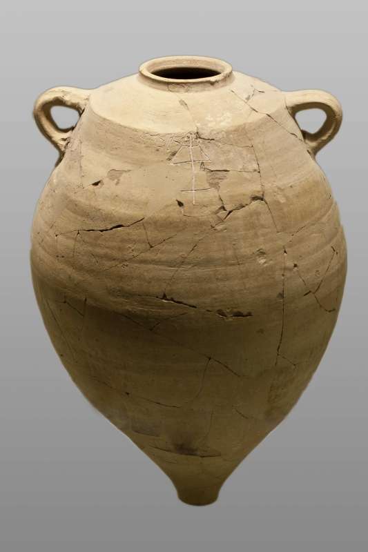 Hebrew inscription on a jug: 