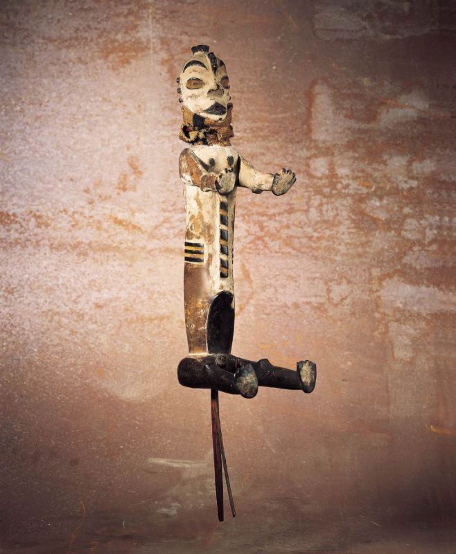 Ekon society marionette