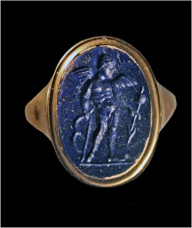 Intaglio depicting Eros holding a bow and arrow