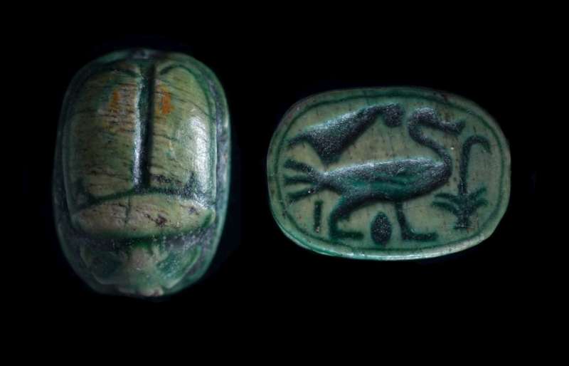 Scarab bearing an unclear combination of hieroglyphs