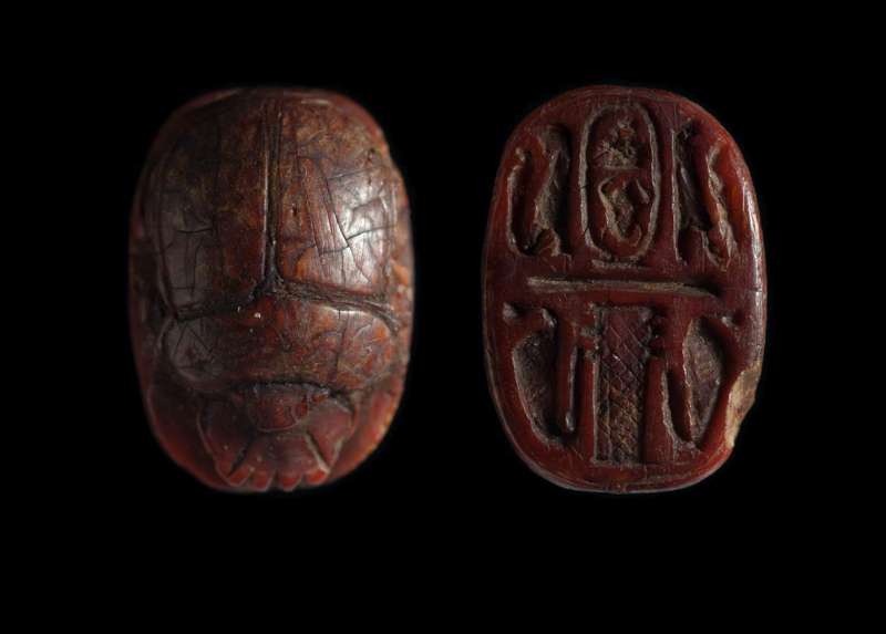 Royal-name scarab of Thutmose III depicting good-luck protective signs