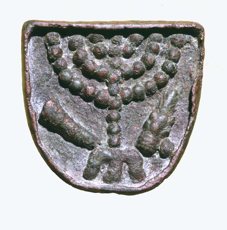 Bread stamp decorated with a menorah, shofar, and the Four Species  (<i>etrog</i>, <i>lulav</i>, myrtle, and willow)