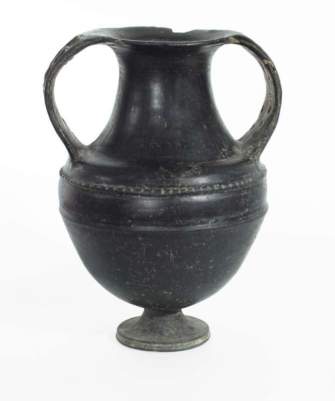 Amphora with ribbon handle