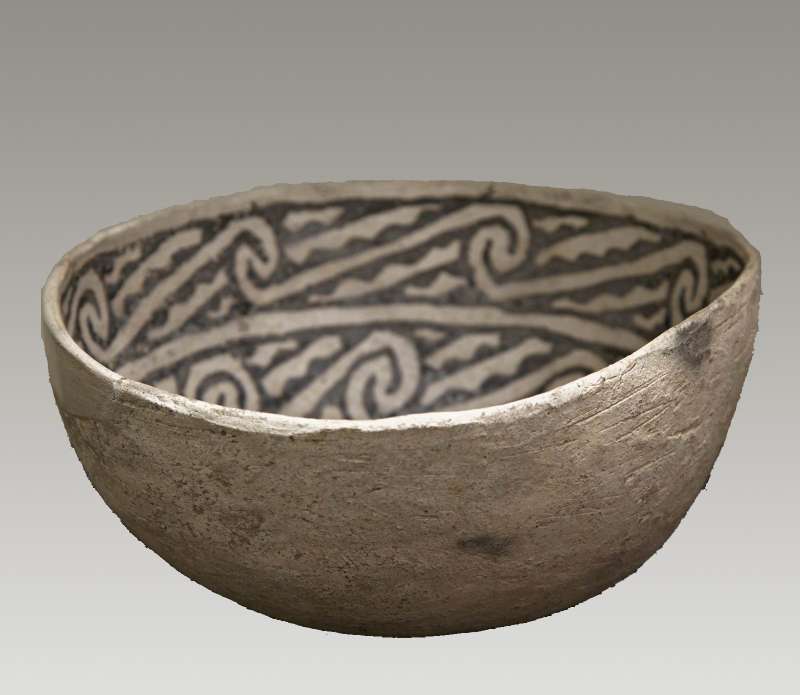 Decorated deep bowl