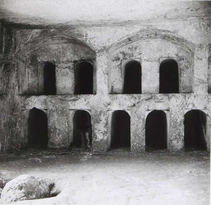Tombs of the Judges, interior, Sanhedria, Jerusalem