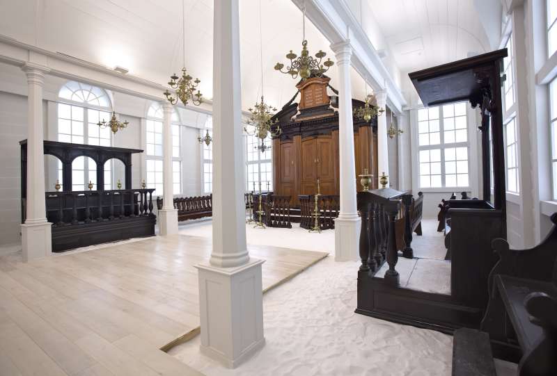 Piso de arena en la Sinagoga de Paramaribo Foto © El Museo de Israel Jerusalén, por Elie Posner