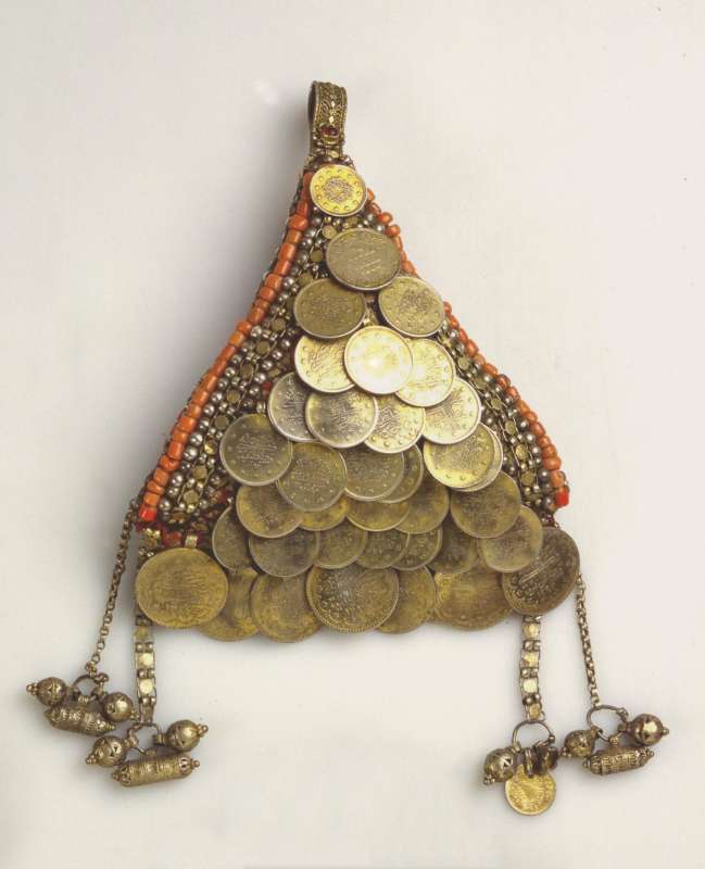 Amulet (<i>khoratah</i>) -- coins in a triangular shape 